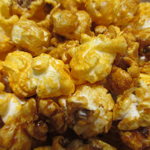 caramel cheddar popcorn